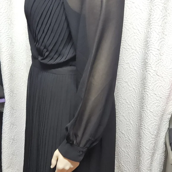 Banana Republic Gray Long Sleeve Wrap Dress - Picture 6 of 7